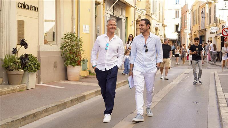Ralf Schumacher und Partner Étienne - Es gab keinen Antrag Die Serie zeigt das Paar in privaten Momenten.