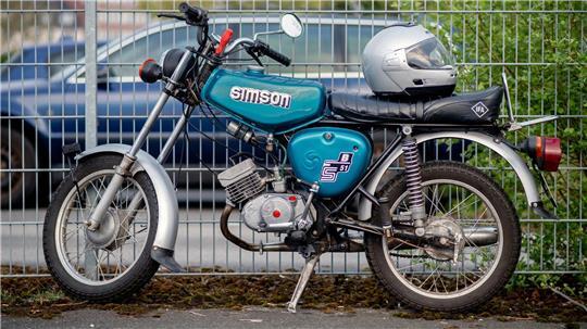 Die Simson S51 wird bei Liebhabern hoch gehandelt. (Archivbild)