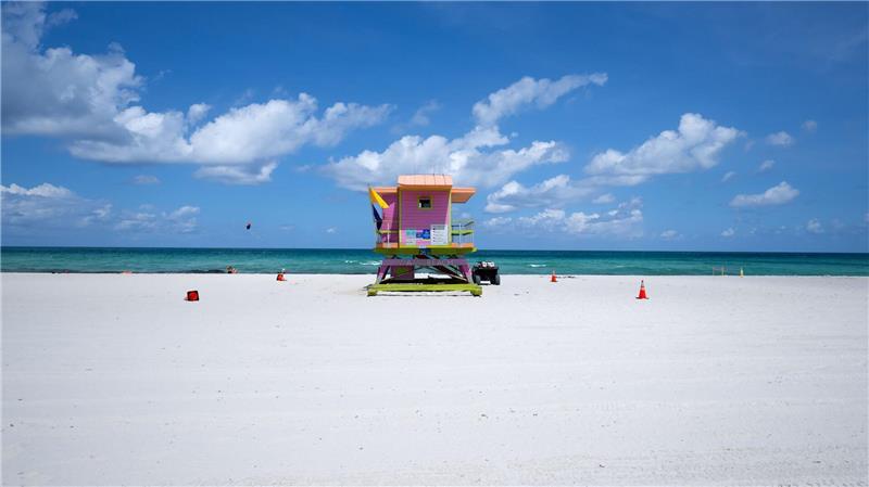 Die Sonne scheint über dem Strand Miami Beach vor dem Spiel von Bayern gegen Boca Juniors.