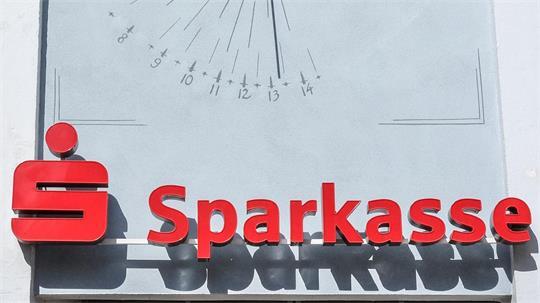 Die Sparkasse Göttingen muss das Geschäftskonto des Vereins weiterführen. (Symbolbild)