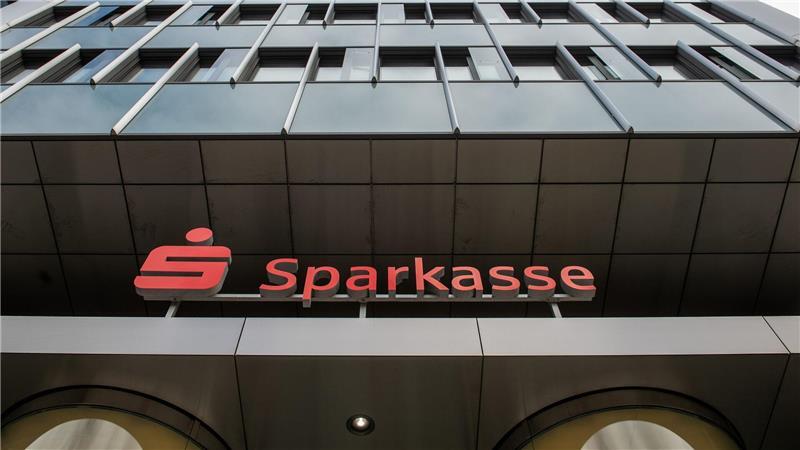 Die Sparkasse in Niedersachsen konnten 2025 bei Kreditvergabe und Kundeneinlagen zulegen. (Archivbild)