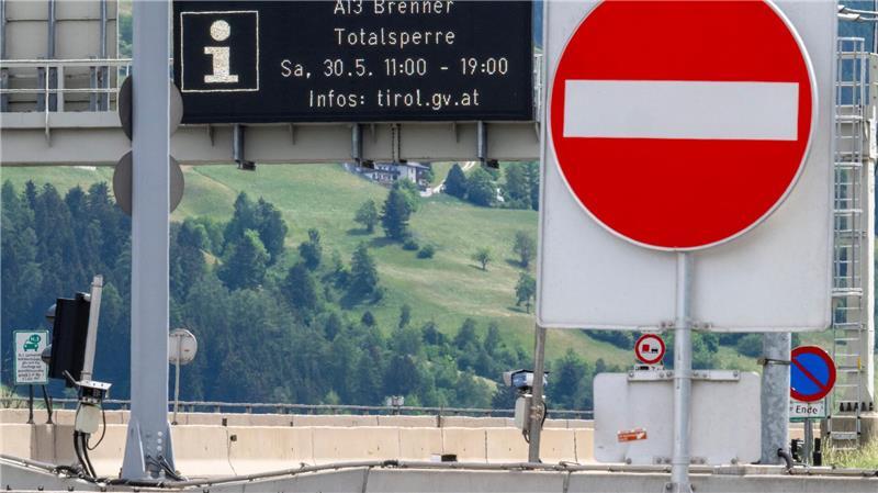 Die Sperre des Brenner-Korridors sorgt nicht für das befürchtete Verkehrschaos