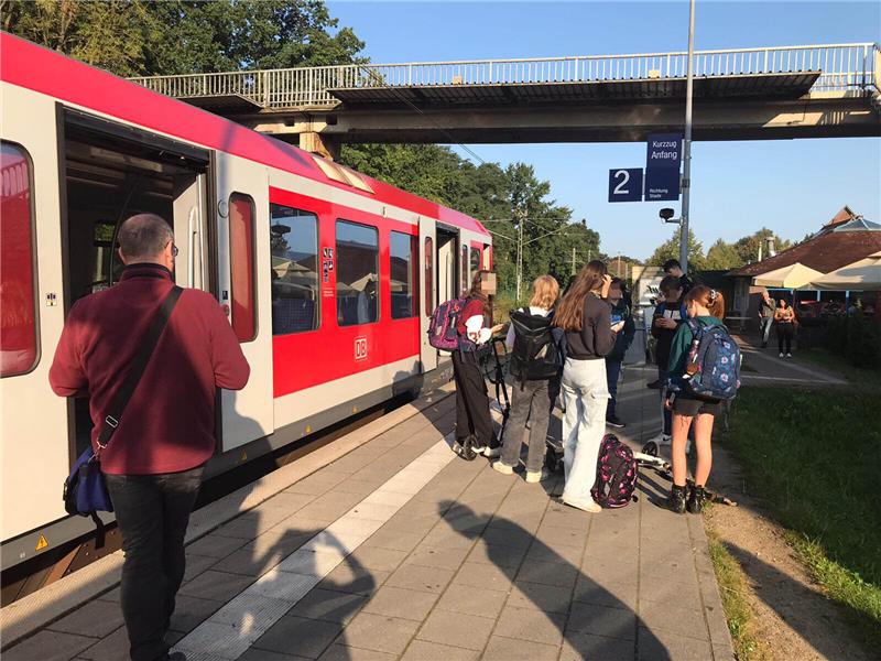 Die Sperrung der Bahnstrecke zwischen Buxtehude und Stade wurde aufgehoben.