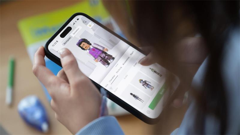 EU nimmt ChatGPT, Reddit und Roblox an kürzere Leine Die Spieleplattform Roblox ist auch bei Kindern und Jugendlichen beliebt. (Archivbild)