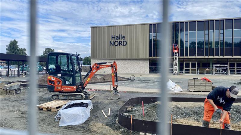 Die Sporthalle Nord kurz vor der Eröffnung. Rund um die Halle gibt es ungefähr 180 Parkplätze.