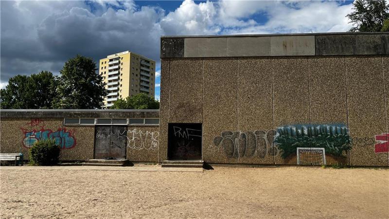 Buxtehude: Sanierung der Grundschulen beginnt am Rotkäppchenweg Die Sporthalle der Grundschule Am Rotkäppchenweg ist seit vielen Jahren in einem schlechten Zustand.