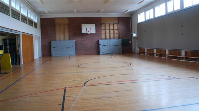 Die Sporthalle der Grundschule Apensen ist veraltet und für die Schülerzahl zu klein.