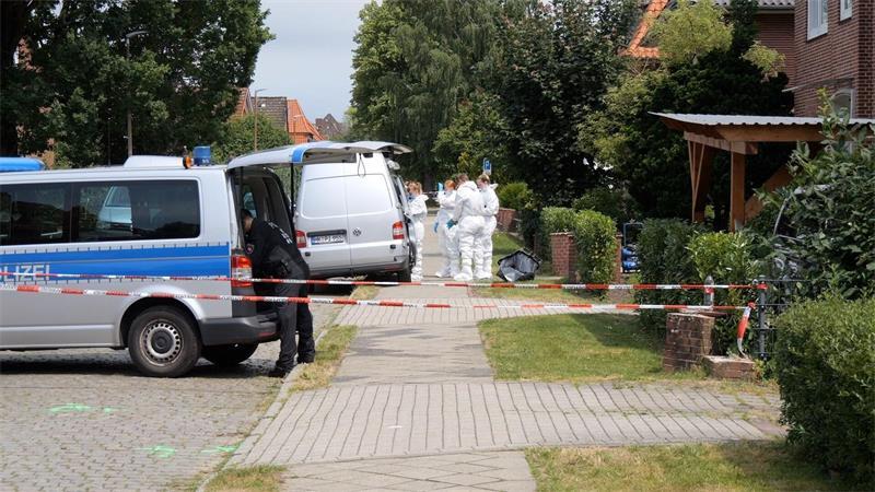 Die Staatsanwaltschaft stellte die Ermittlungen wegen Mordes ein, ein Verfahren gegen Tote ist in Deutschland nicht möglich.