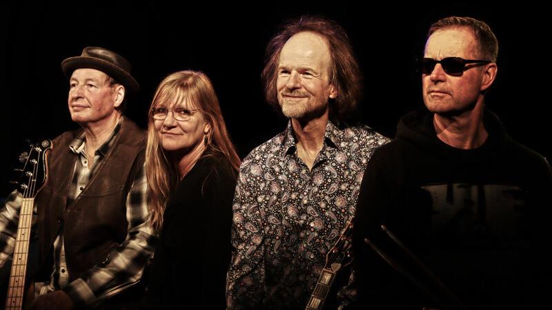 Die Stader Band The Run groovt im Kulturforum am Hafen in Buxtehude.