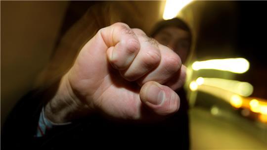 Die Stader Polizei sucht Zeugen für einen schweren Raub in Freiburg. (Symbolbild)