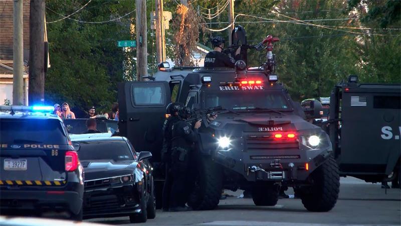 „Entsetzlich“: Neun Tote nach Schüssen in Pennsylvania Die Stadt Erie liegt an dem gleichnamigen See, durch den die Grenze zwischen den USA und Kanada verläuft.