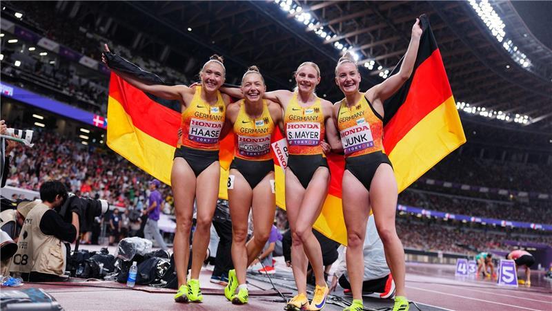 Neugebauer kürt sich zum Weltmeister - Staffel feiert Bronze Die Staffel gewinnt Bronze.