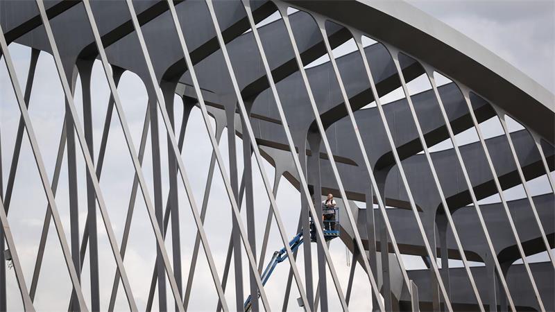 Die Sternbrücke ist eine wichtige Eisenbahnbrücke zwischen dem Hauptbahnhof und dem Bahnhof Altona. (Archivbild)