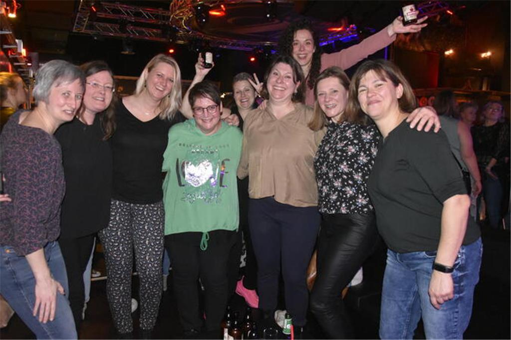 Die Stimmung im Studio 21 ist ausgelassen.