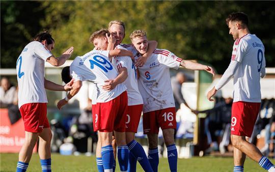 Die Stimmung in der Stader Mannschaft ist gut. „Die Jungs freuen sich auf die Landesliga", sagt Trainer Quadt.