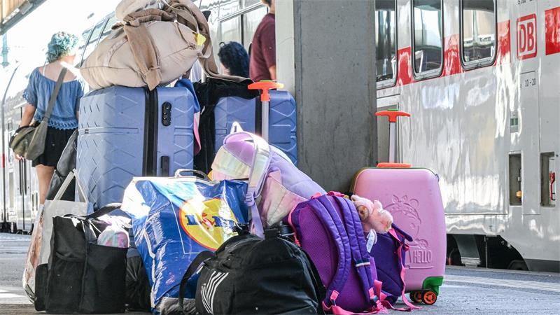 Die Störung im Bahnverkehr konnte gegen 0.30 Uhr behoben werden. Seither rollen die Züge wieder.
