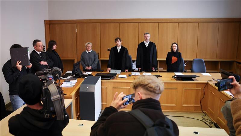 Geisel in Hamburg tagelang in Badewanne gequält und gefoltert Die Strafkammer schenkte einer Erklärung des Angeklagten keinen Glauben.