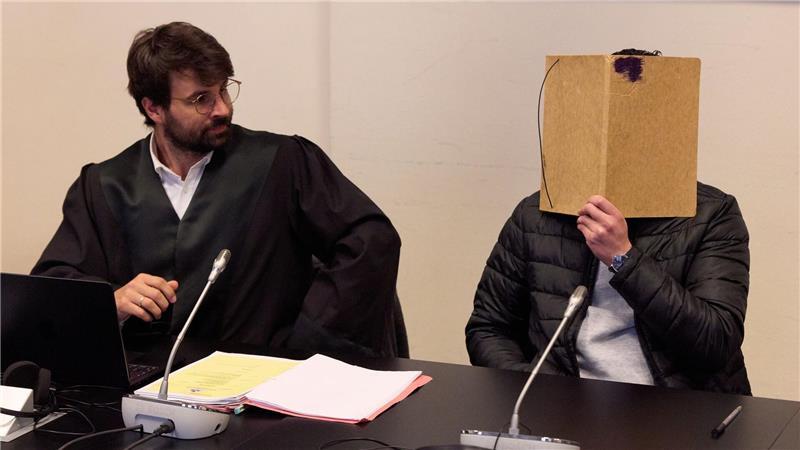 Die Strafkammer verurteilte den Angeklagten nach Angaben einer Gerichtssprecherin nicht wegen Mordes, weil die Richter eine Persönlichkeitsstörung als strafmildernd bewerteten. (Archivbild)
