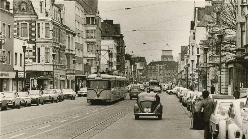 Nostalgie: Wo die alten Bremerhavener Straßenbahnen noch fahren Die Straßenbahn fuhr bis 1982 in Bremerhaven.
