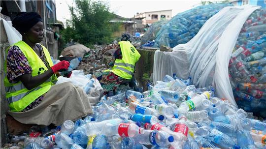 Die Studie kontriert sich auf die negativen Gesundheitsbelastungen im Zuge des Plastik-Lebenszyklus - es gibt aber auch positive Aspekte. (Archivbild)
