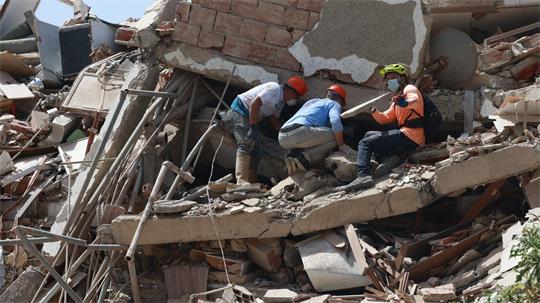 Die Suche nach Verschütteten unter den Trümmern nach dem schweren Doppelbeben in Venezuela geht unermüdlich weiter.