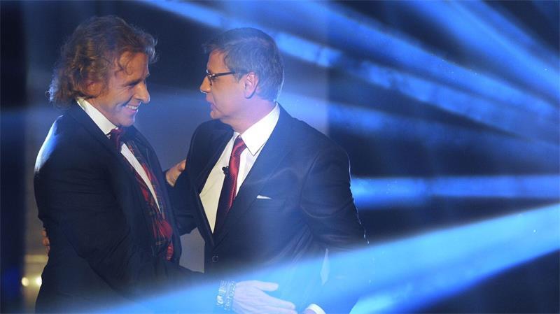 Die TV-Moderatoren Günther Jauch und Thomas Gottschalk kennen sich seit Jahrzehnten. (Archivbild)