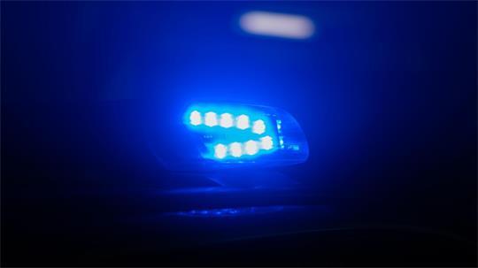 Die Täter waren nach ersten Erkenntnissen der Polizei auf der Suche nach Wertgegenständen. (Symbolbild)