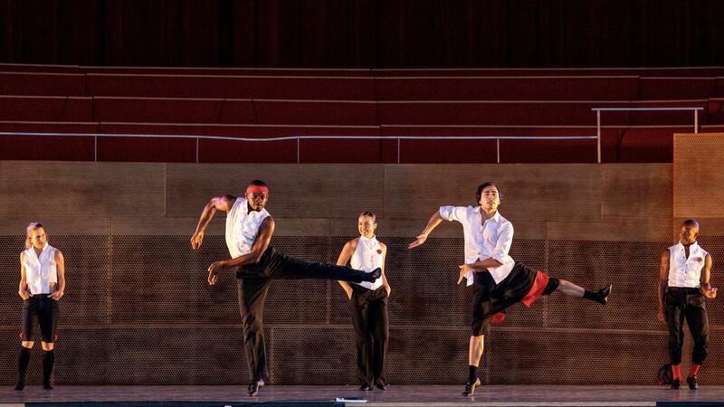 Chicago meets Stade: Junges internationales Tanztheater im Stadeum Die Tanzcompagnie DanceWorks Chicago gibt ein Gastspiel im Stadeum.