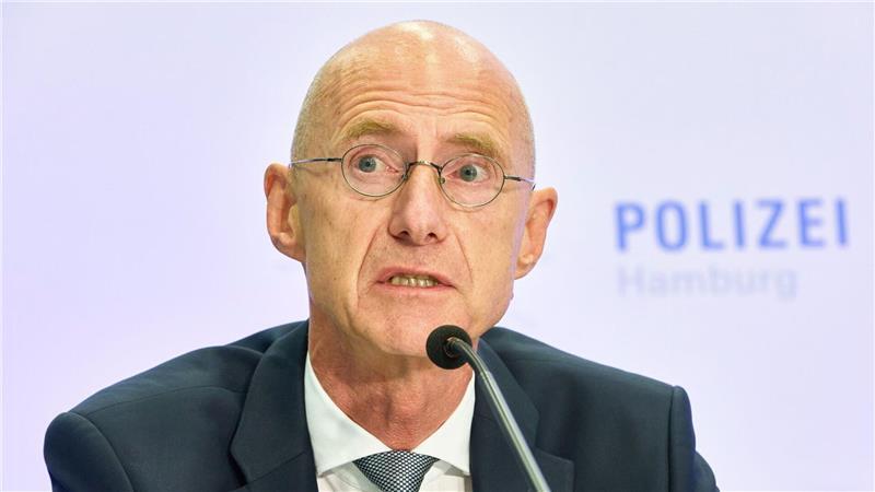 20-Jähriger soll Kind im Internet zum Suizid gedrängt haben „Die Taten übersteigen menschliche Vorstellungen“, sagte Generalstaatsanwalt Jörg Fröhlich.