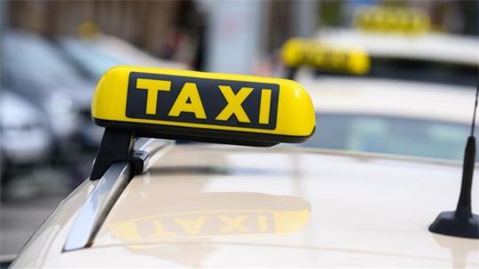 Die Taxibranche lobte den Verkehrsversuch. (Archivbild)