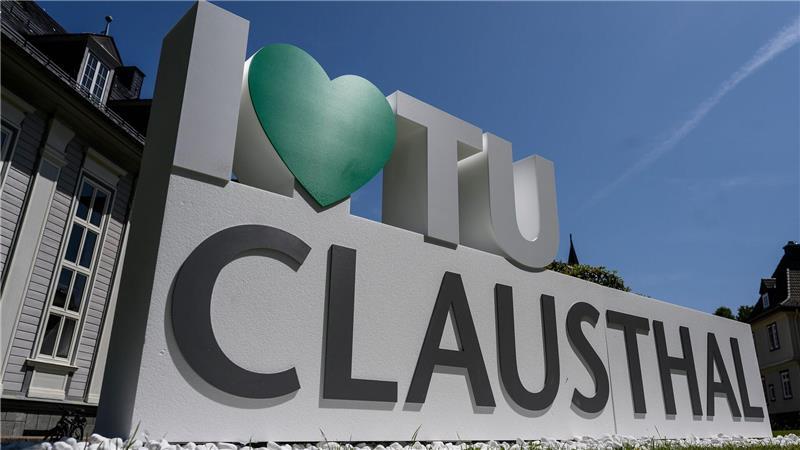 Technische Universität Clausthal feiert Jubiläum Die Technische Universität Clausthal zählt nach Angaben von Niedersachsens Ministerpräsident Lies zu den führenden Forschungseinrichtungen in den Bereichen Bergbau, Geowissenschaften und Ingenieurwesen.
