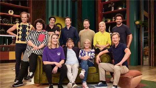 Die Teilnehmer der  fünften Staffel der preisgekrönten Comedy-Show  „LOL: Last One Laughing“.
