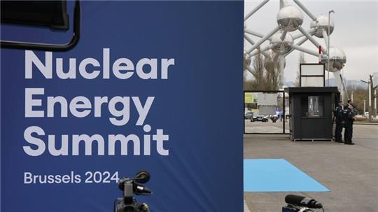 Die Teilnehmerinnen und Teilnehmer des internationalen Gipfeltreffens für Atomenergie haben sich nicht nur für den Bau neuer AKW, sondern auch für die Verlängerung der Lebenszeit bestehender Anlagen ausgesprochen.