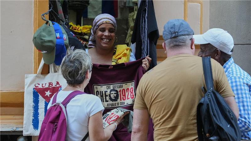 Die Tourismusbranche ist in Kuba in den letzten Jahren stark geschrumpft. (Archivbild) 