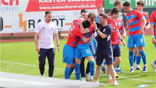 Die Trainer Milan Schweiger (links) und Benjamin Zielke: Die Mannschaft ist der Star.