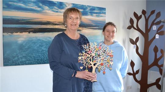 Die Trauerbegleiterinnen Maria Traut (links) und Annika Draack von „Herzlichst“ helfen Kindern und Jugendlichen.