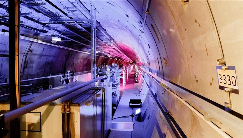 Die Tunnelanlage des European XFEL Röntgenlasers . Die Forschungsanlage wird am 1. September 2017 offiziell eröffnet. Foto Scholz/dpa