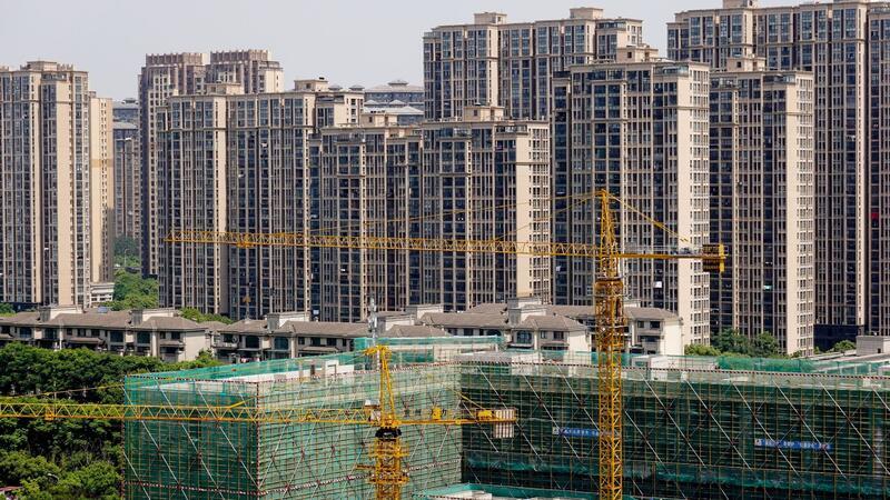 Chinas Wirtschaft steht vor einem Jahr der Ungewissheit Die Turbulenzen bei den großen Immobilienentwicklern in China, die ihre Schulden nicht mehr bedienen können, sorgen für Verunsicherung.