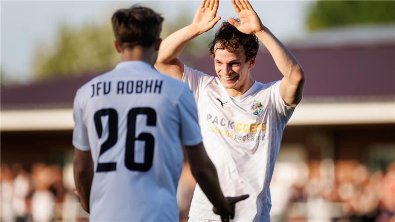 Die U19 spielte eine herausragende erste Halbzeit und führte schon 2:0.