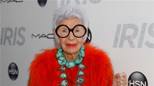 Die US-Mode-Ikone Iris Apfel starb im Alter von 102 Jahren.