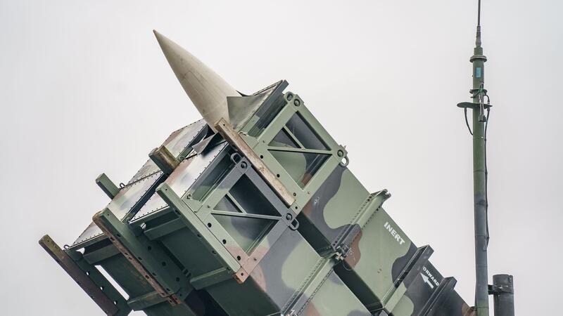 Die USA genehmigen die Auslieferung von Patriot-Raketen an Deutschland.
