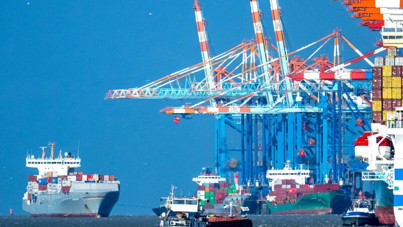 Experte: Trump-Zölle können deutsche Häfen treffen Die USA sind der wichtigste Handelspartner des Hafens Bremerhaven. (Archivbild)