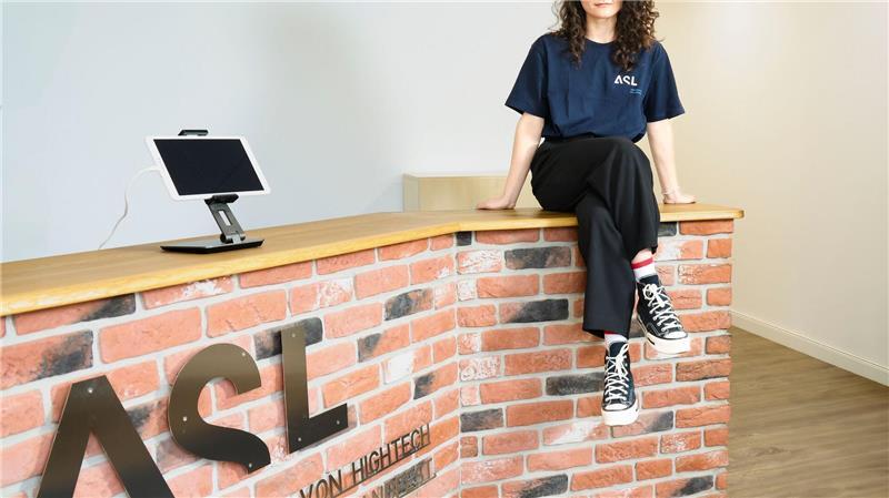 Die Ukrainerin Yevheniaa Salii ist Mitarbeiterin beim Agrarservice Lass im Kreis Rendsburg-Eckernförde. (Archivfoto)