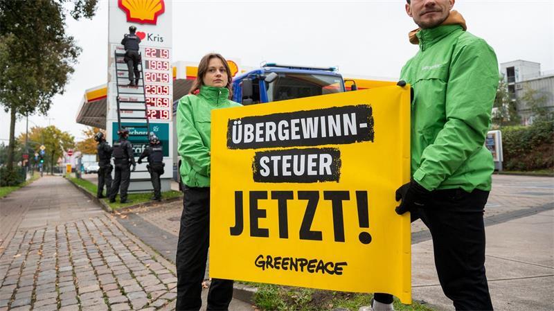 Die Umweltschutzorganisation fordert eine Übergewinnsteuer.