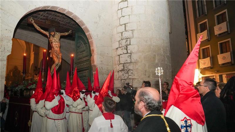 Die Umzüge muten für viele mysteriös an, können sogar für eine Gänsehaut sorgen, was auch ihren Reiz ausmacht. 
