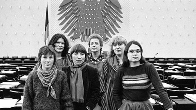 Zum 75. Geburtstag: „Die Unbeugsamen“ im Kulturforum "Die Unbeugsamen": Geschichte der Frauen in der Bonner Politik.