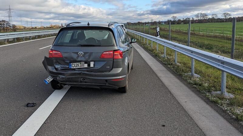 Die Unfallwagen waren im Auftrag der Staatsanwaltschaft sichergestellt worden.