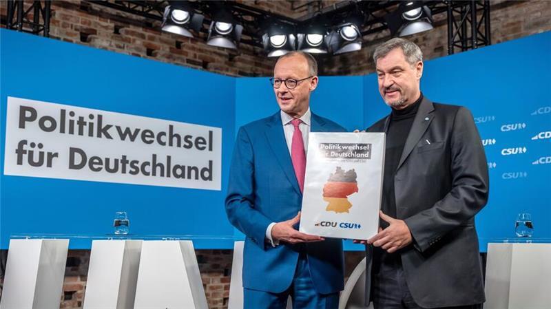Auf in den Wahlkampf: Was wollen die Parteien? Die Union mit Kanzlerkandidat Friedrich Merz (l) wirbt für einen Politikwechsel nach der Wahl.