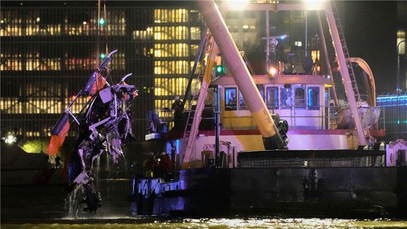 Die Ursache für den Absturz des Helikopters ist noch völlig unklar.