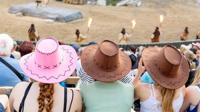 Mehr als 300.000 Besucher bei Karl May Die Veranstalter freuen sich über die große Begeisterung auch in diesem Jahr. (Archivbild)